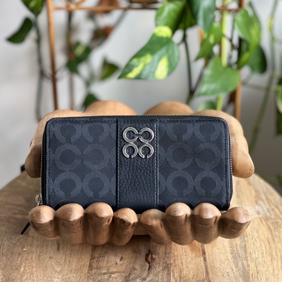 Coach Op Art Black Jacquard and Leather Accordion Wallet NWOT - Picture 1 of 14